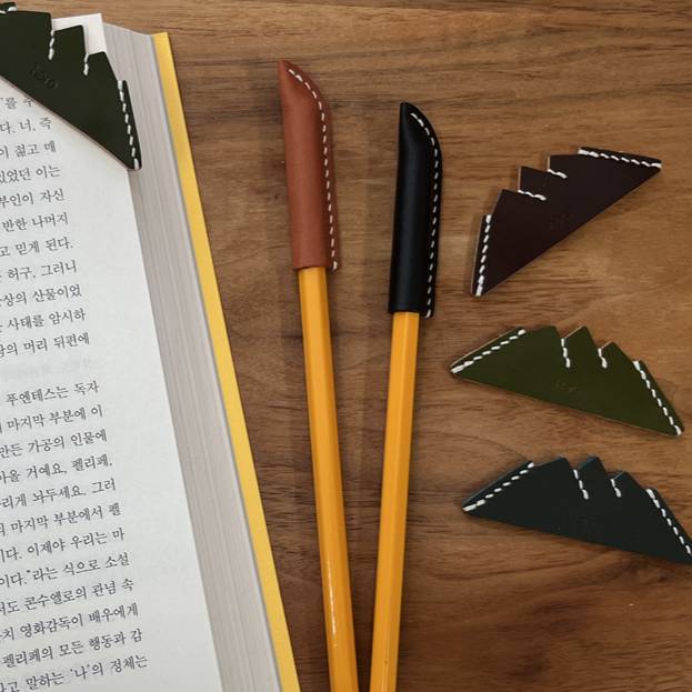 써머 스테이셔너리, 가죽 책갈피&연필캡 이미지
