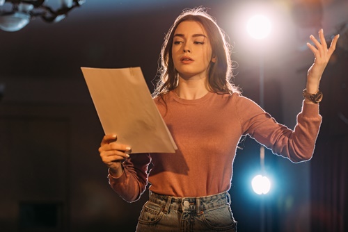 김우영의 7대1 호감있는 목소리성악발성클리닉* 휴 이미지