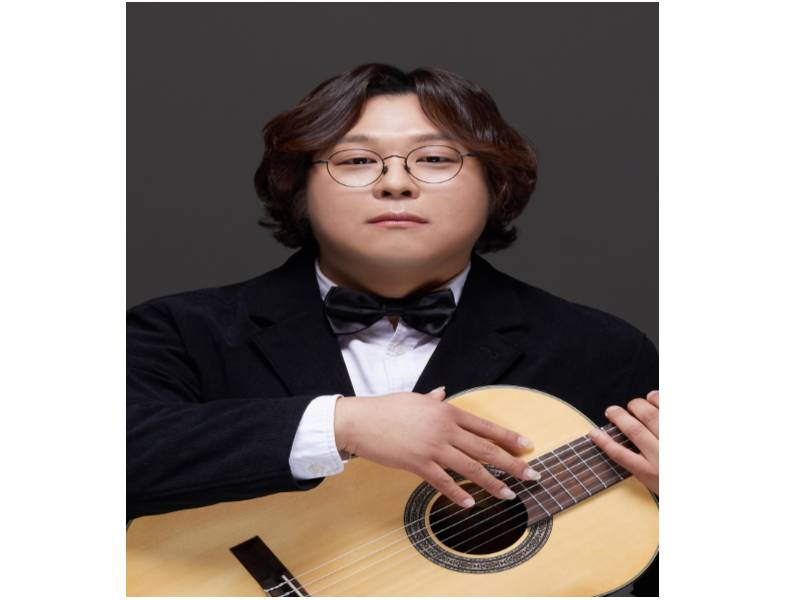 클래식과 포크기타 이미지