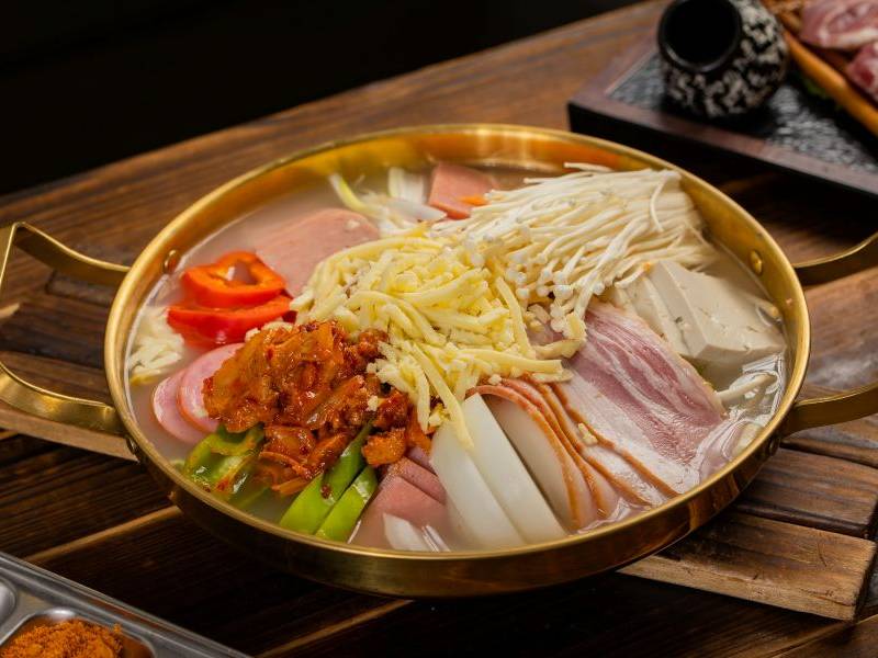 맛있는 온가족 모임요리! 의정부 부대찌개 비법,떡갈비 이미지