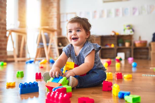 꼬꼬마 놀이터ㅣ숲 속 새들과 놀아요 이미지