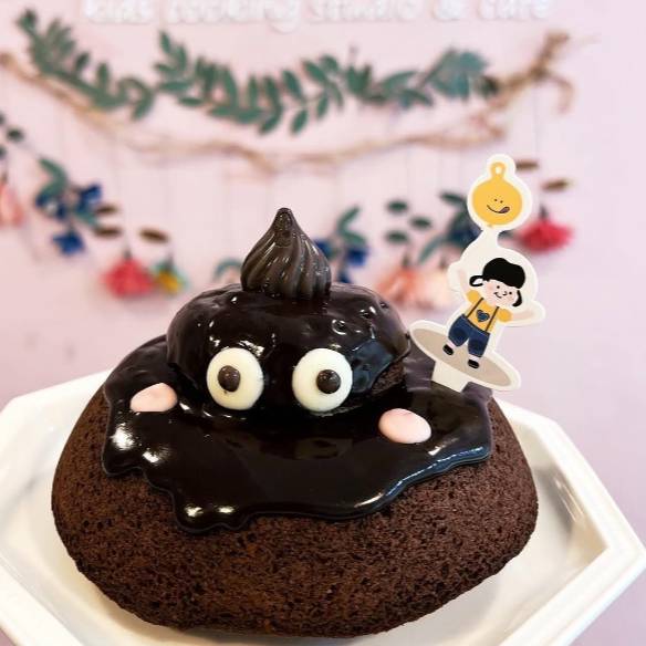상상력이 자라는 아이키친 <똥 케이크>_21~23년 이미지