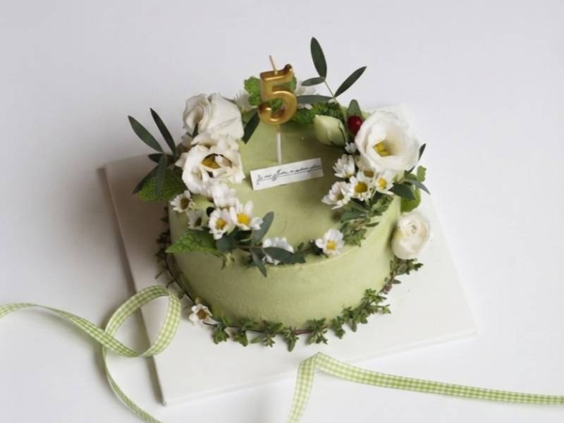 5th Anniversary Edition 생화 말차 케이크 이미지