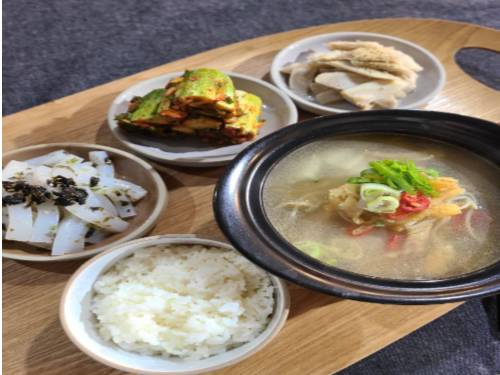 북어 콩나물 국밥, 청포묵 김무침, 오이소박이 C 이미지