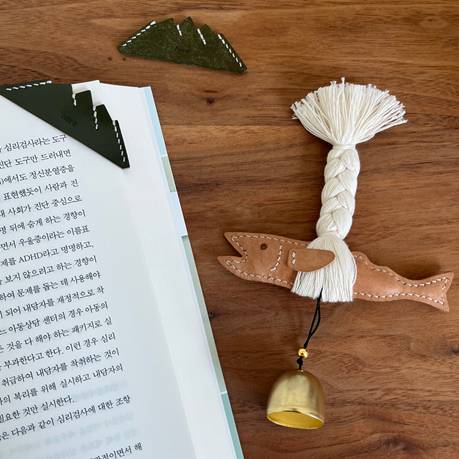 복을 부르는 가죽 명태 액막이 이미지